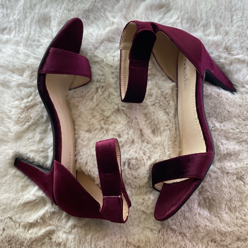 NWT Bella Marie Burgundy Velvet Heels with Velcro Ankle Strap